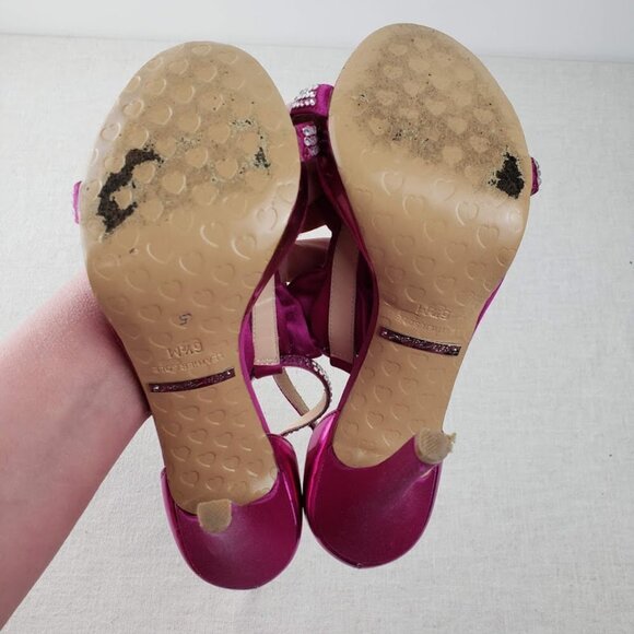 Betsey Johnson Stiletto Heels Strappy Fuschia Pink Rhinestone Bow Size 6.5 - Picture 8 of 14